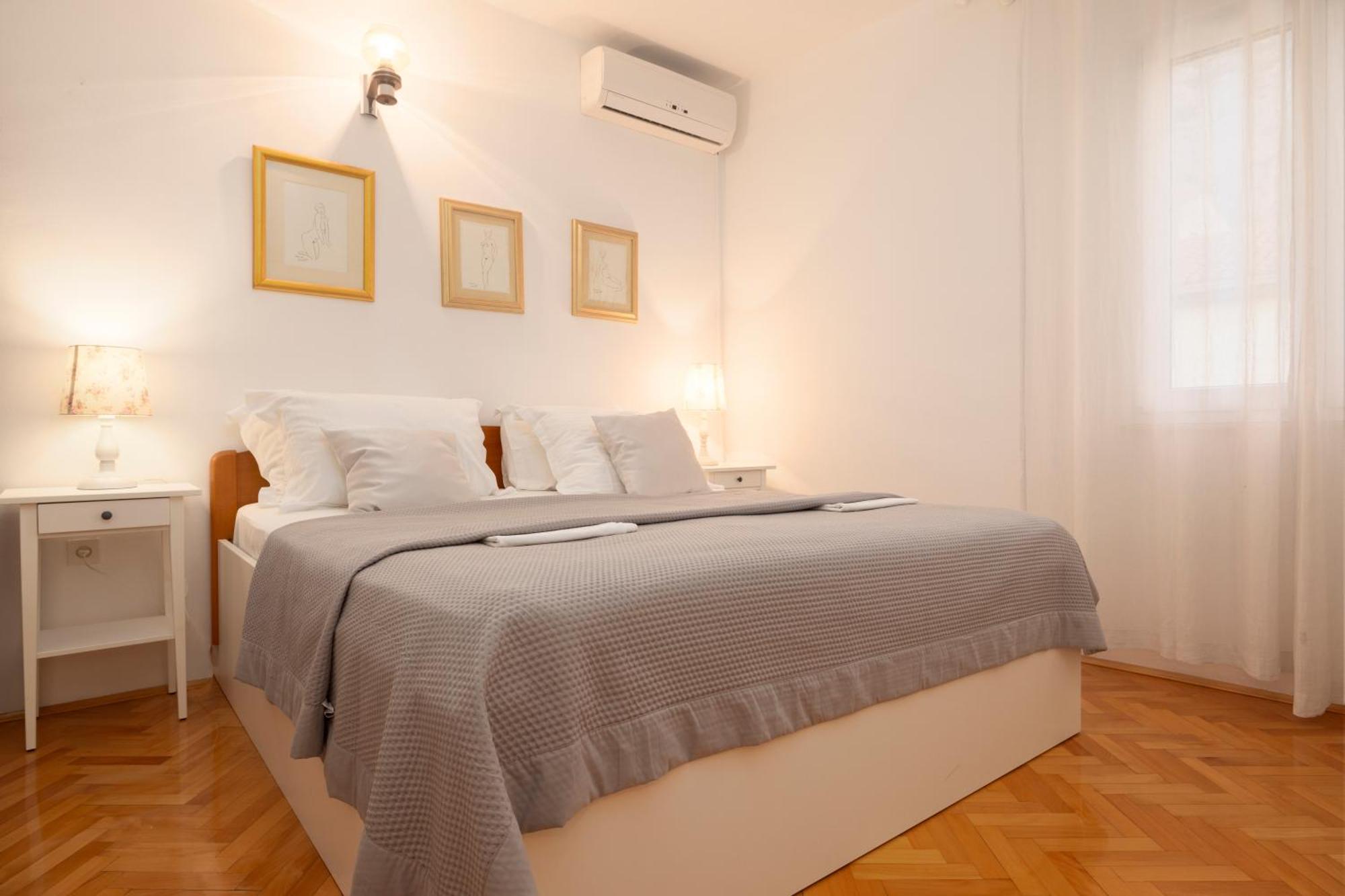 Apartments Bose Makarska Exteriör bild