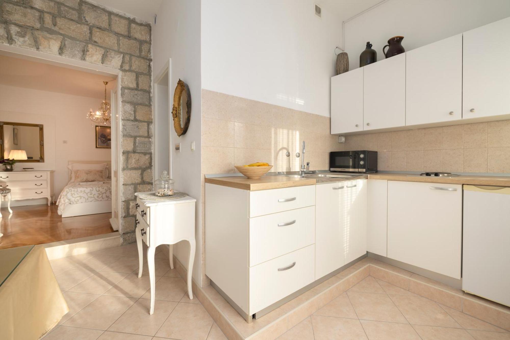 Apartments Bose Makarska Exteriör bild